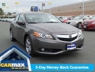 Used 2013 Acura ILX Technology in Bakersfield, California
