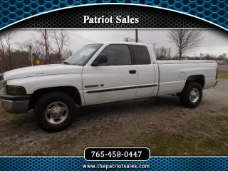 Used 2001 Dodge Ram 2500 in Liberty, Indiana