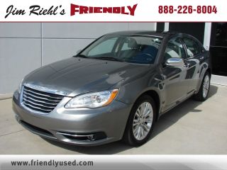 Used 2011 Chrysler 200 Limited in Lapeer, Michigan