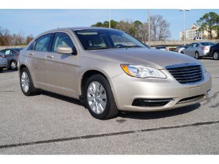 Used 2013 Chrysler 200 LX in Meridian, Mississippi