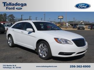 Used 2013 Chrysler 200 LX in Baltimore, Maryland