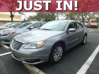 Chrysler 200 LX 2014