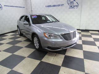 Used 2013 Chrysler 200 Touring in Milwaukee, Wisconsin