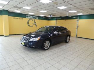 Used 2013 Chrysler 200 Limited in Forest Park, Illinois