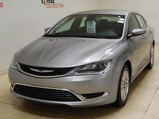 Used 2015 Chrysler 200 Limited in Jackson, Michigan