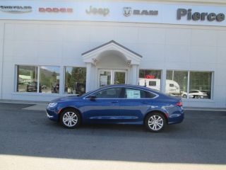 Used 2015 Chrysler 200 Limited in Sagle, Idaho