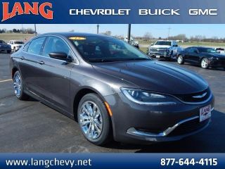 Used 2015 Chrysler 200 Limited in Forsyth, Georgia