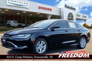 Used 2016 Chrysler 200 Limited in Duncanville, Texas