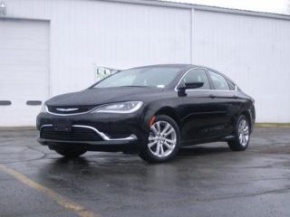 Used 2015 Chrysler 200 Limited in Lagrange, Indiana