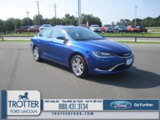 Used 2015 Chrysler 200 Limited in Pine Bluff, Arkansas