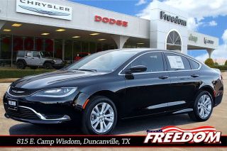 Used 2016 Chrysler 200 Limited in Duncanville, Texas