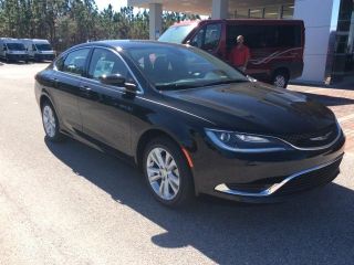 Used 2017 Chrysler 200 Limited in Davenport, Florida
