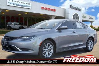 Used 2016 Chrysler 200 Limited in Duncanville, Texas