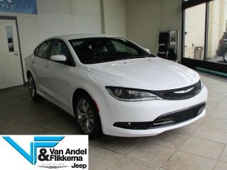 Used 2016 Chrysler 200 S in Grand Rapids, Michigan