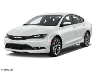 Used 2015 Chrysler 200 S in Newport, Maine