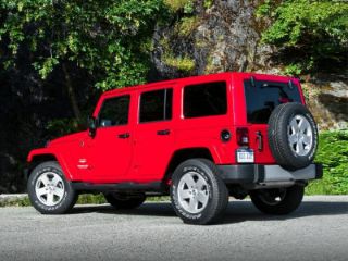 Used 2016 Jeep Wrangler Sahara in Downers Grove, Illinois