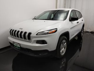 Used 2014 Jeep Cherokee Sport in Fresno, California