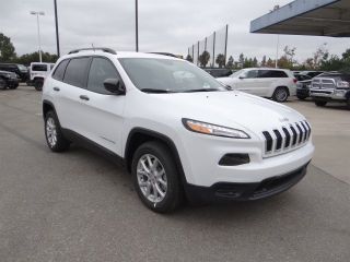 Used 2017 Jeep Cherokee Sport in Costa Mesa, California