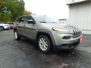 Used 2016 Jeep Cherokee Sport in Norfolk, Virginia