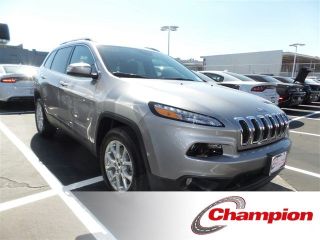 Used 2017 Jeep Cherokee in Downey, California