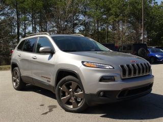 Used 2016 Jeep Cherokee Latitude in Fayetteville, North Carolina