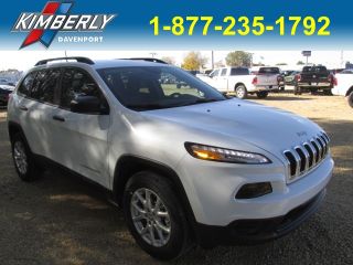 Used 2017 Jeep Cherokee Sport in Davenport, Iowa