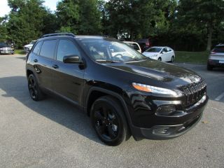 Used 2016 Jeep Cherokee Sport in Vienna, Virginia