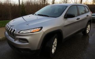 Used 2014 Jeep Cherokee Sport in Farmington, Michigan