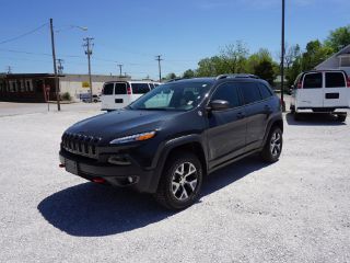 Used 2017 Jeep Cherokee Trailhawk in Bolivar, Missouri
