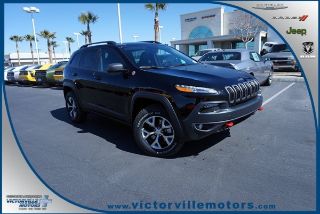 Used 2018 Jeep Cherokee Trailhawk in Victorville, California