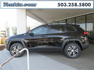 Used 2017 Jeep Cherokee Trailhawk in Milwaukie, Oregon
