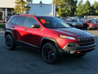 Used 2016 Jeep Cherokee Trailhawk in Flemington, New Jersey