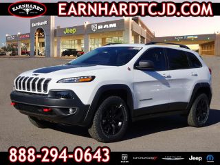 Used 2017 Jeep Cherokee Trailhawk in Gilbert, Arizona