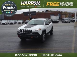 Used 2018 Jeep Cherokee Trailhawk in Worcester, Massachusetts