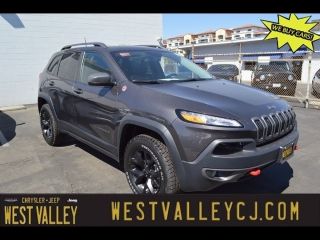 Used 2018 Jeep Cherokee Trailhawk in Canoga Park, California