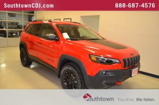 Used 2019 Jeep Cherokee Trailhawk in Indianola, Iowa