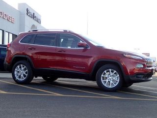 Used 2017 Jeep Cherokee Latitude in Bloomington, Illinois