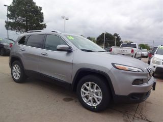 Used 2016 Jeep Cherokee Latitude in Waterloo, Iowa