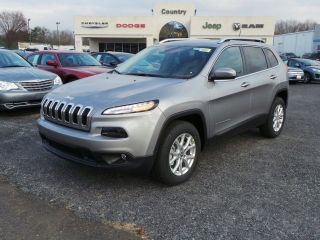 Used 2016 Jeep Cherokee Latitude in Oxford, Pennsylvania