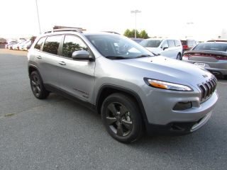 Used 2017 Jeep Cherokee Latitude in Clarksville, Maryland
