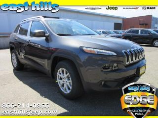 Used 2016 Jeep Cherokee Latitude in Greenvale, New York