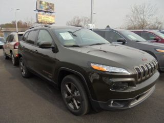 Used 2017 Jeep Cherokee in Elkins, West Virginia