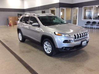 Used 2018 Jeep Cherokee Latitude in Appleton, Wisconsin