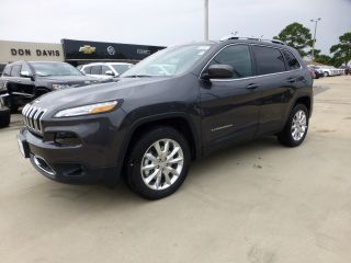 Used 2015 Jeep Cherokee Limited Edition in El Campo, Texas