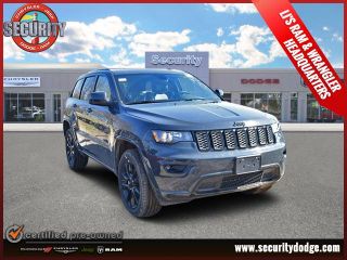 Used 2018 Jeep Grand Cherokee Altitude in Amityville, New York