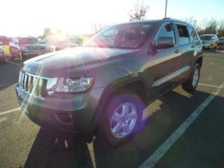 Used 2013 Jeep Grand Cherokee Laredo in Hartford, Connecticut
