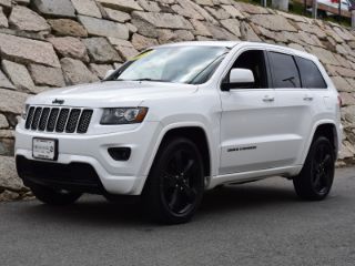 Used 2015 Jeep Grand Cherokee Laredo in Natick, Massachusetts