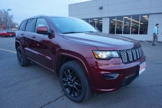 Used 2017 Jeep Grand Cherokee Laredo in Longmont, Colorado