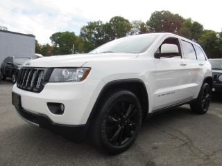Used 2012 Jeep Grand Cherokee Laredo in Greenvale, New York