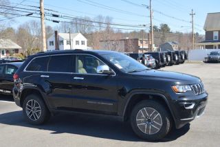 Used 2017 Jeep Grand Cherokee Limited Edition in Franklin, Massachusetts